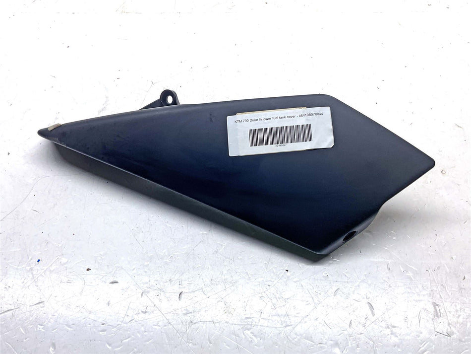 KTM 790 Duke Lower Fuel Tank Cover