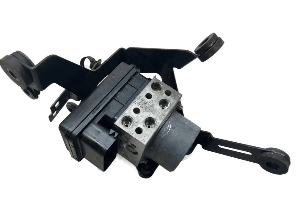 2016 Kawasaki ZX10R Winter Test Edition ABS Pump 160820756