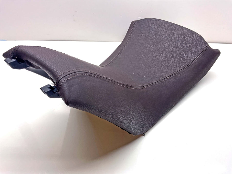2025 Moto Guzzi V100 Mandello S Seat - 2B009879000C2