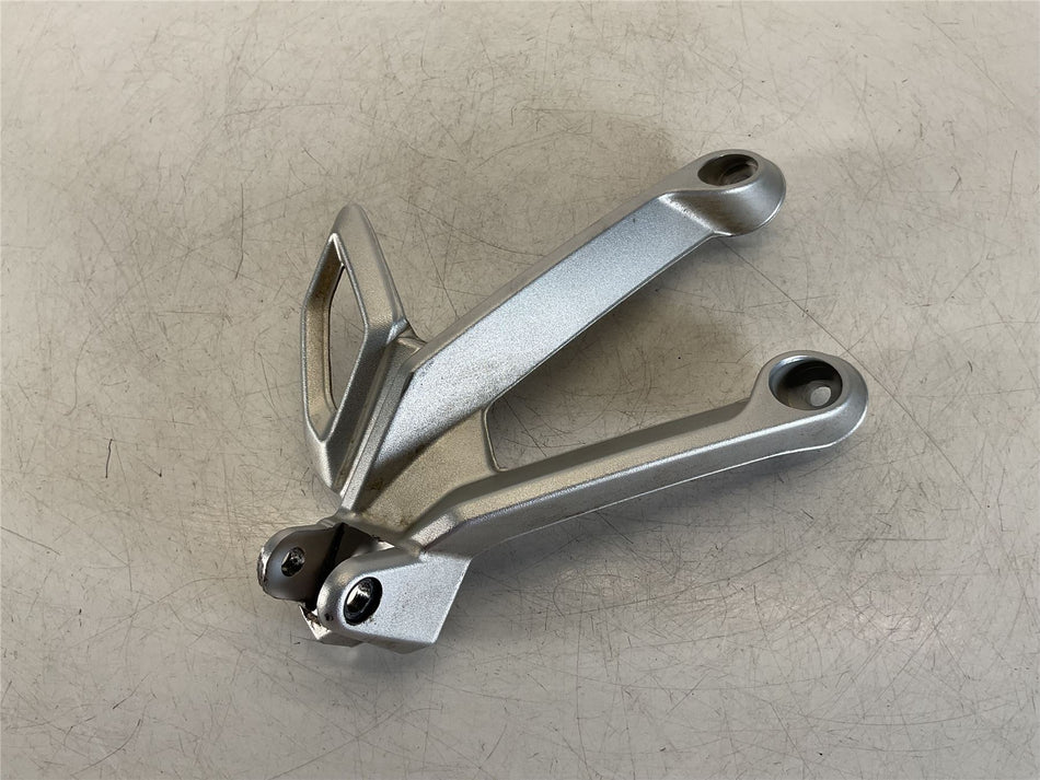 2024 TRIUMPH TIGER 900 GT Rear Right Footrest Hanger  -  T2082359