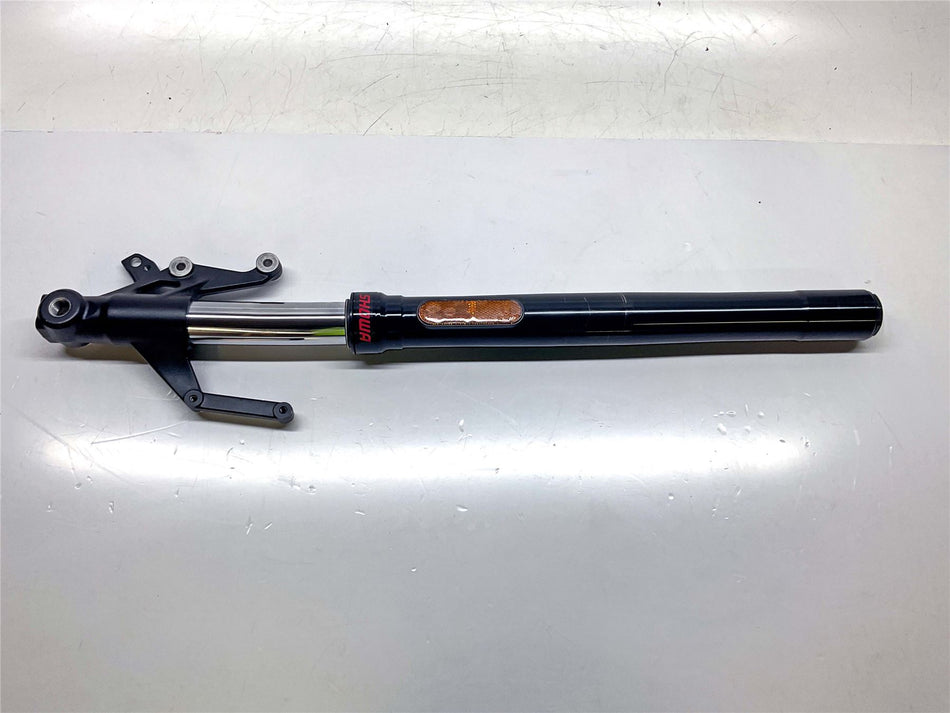 Triumph Trident 660 Right Fork Leg