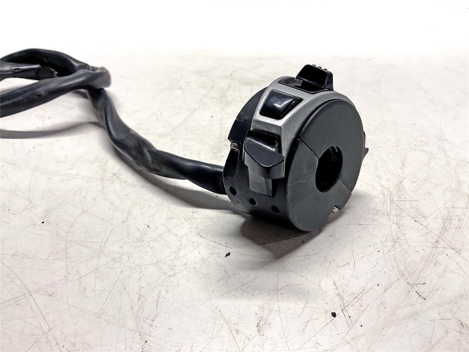 2021 Moto Guzzi V85 TT Travel E4 Switchgear Right