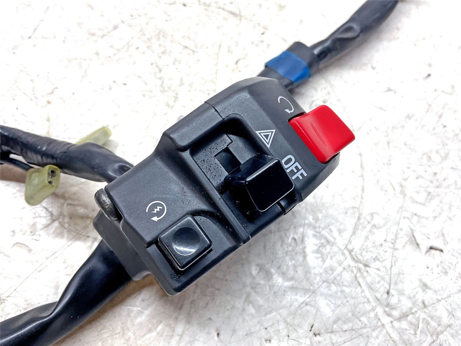 2022 Yamaha YZF R7 GP 60th Anniversary Ed Right Switchgear - BEB839630000
