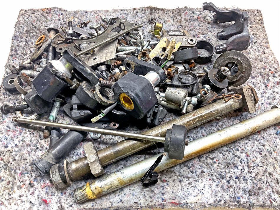 2004 Honda CBR1000RR Fireblade Assorted Nuts, Bolts & Fixings