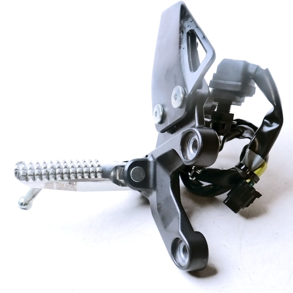 2024 Yamaha MT-09 Y-AMT Right Front Footrest & Heel Guard - BME2744300