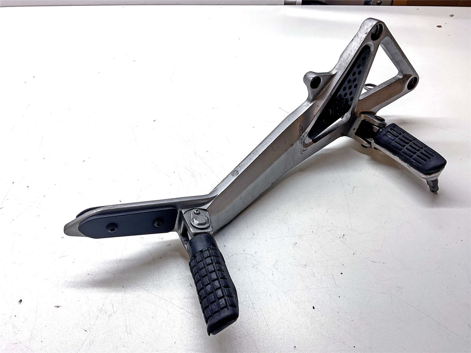 2002 Honda CB600F HORNET Front Right Footrest & Hanger - 50650MBZG00ZA