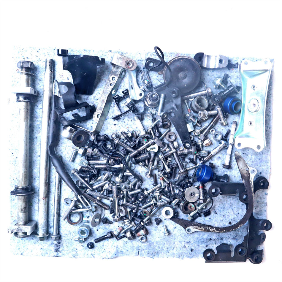 2020 Honda CRF1100L AfricaTwin Adv Sports DCT Assorted Nuts, Bolts & Fixings -