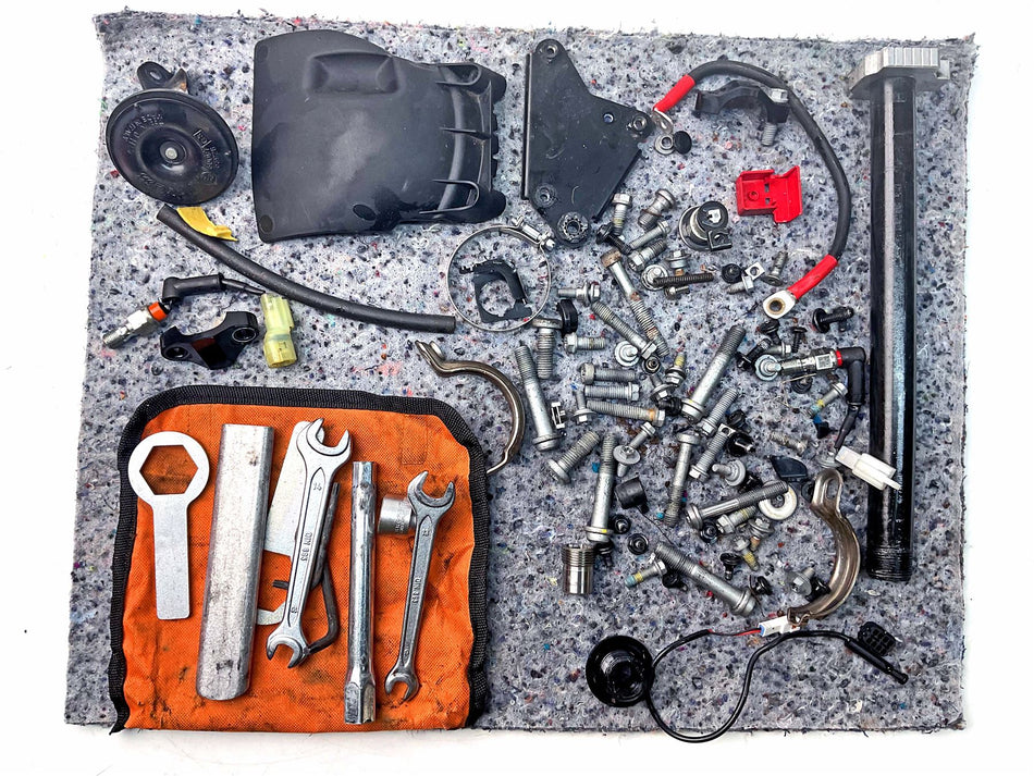 2024 KTM 890 Duke R Assorted Nuts, Bolts & Fixings
