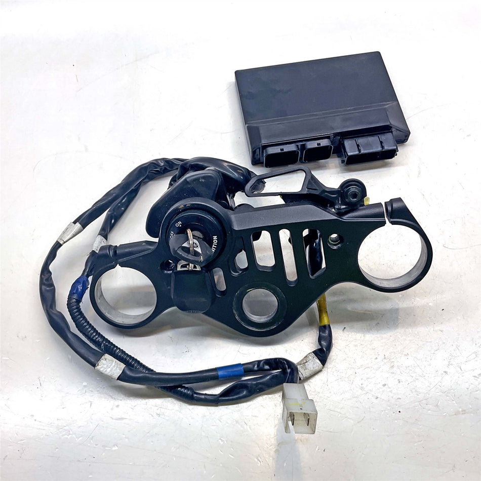 2025 Yamaha YZF R1 Lockset & ECU