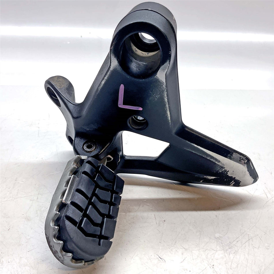 2022 KTM 890 Adventure R Front Left Footrest