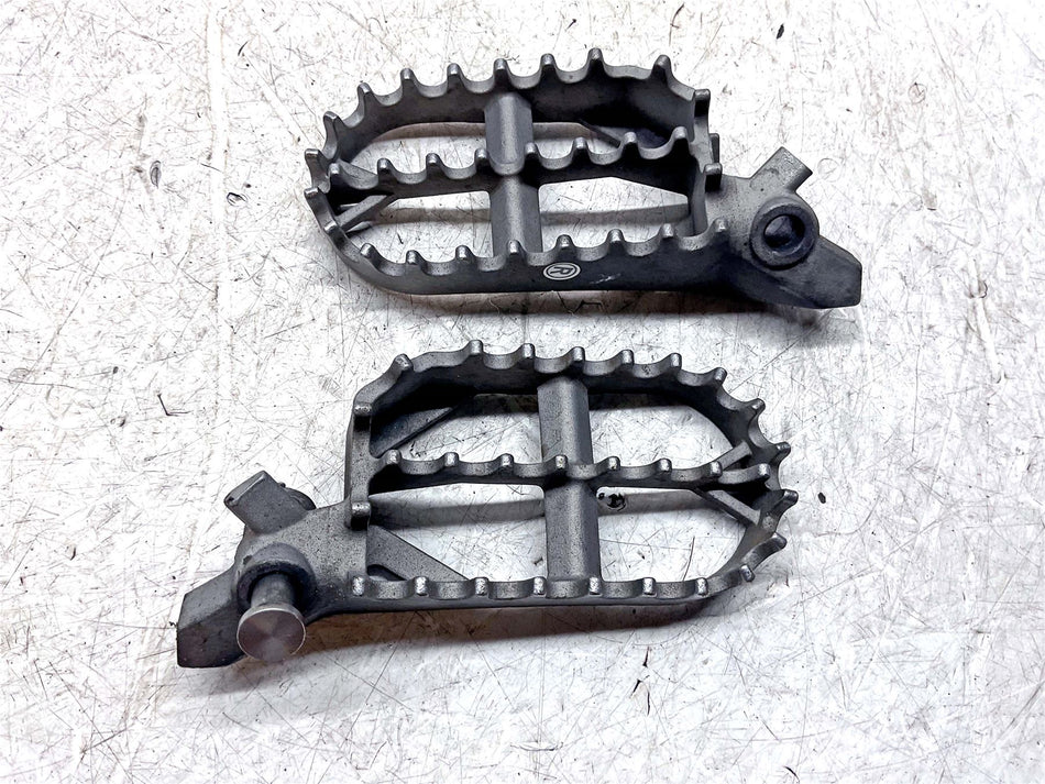 2021 BMW R1250GS Adventure Enduro Footrests Set - 77252468451
