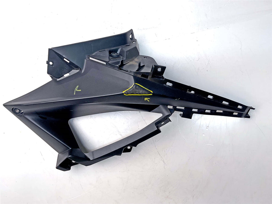 2023 Yamaha YZF-R 125 Right Infil Panel - B5GF117W00