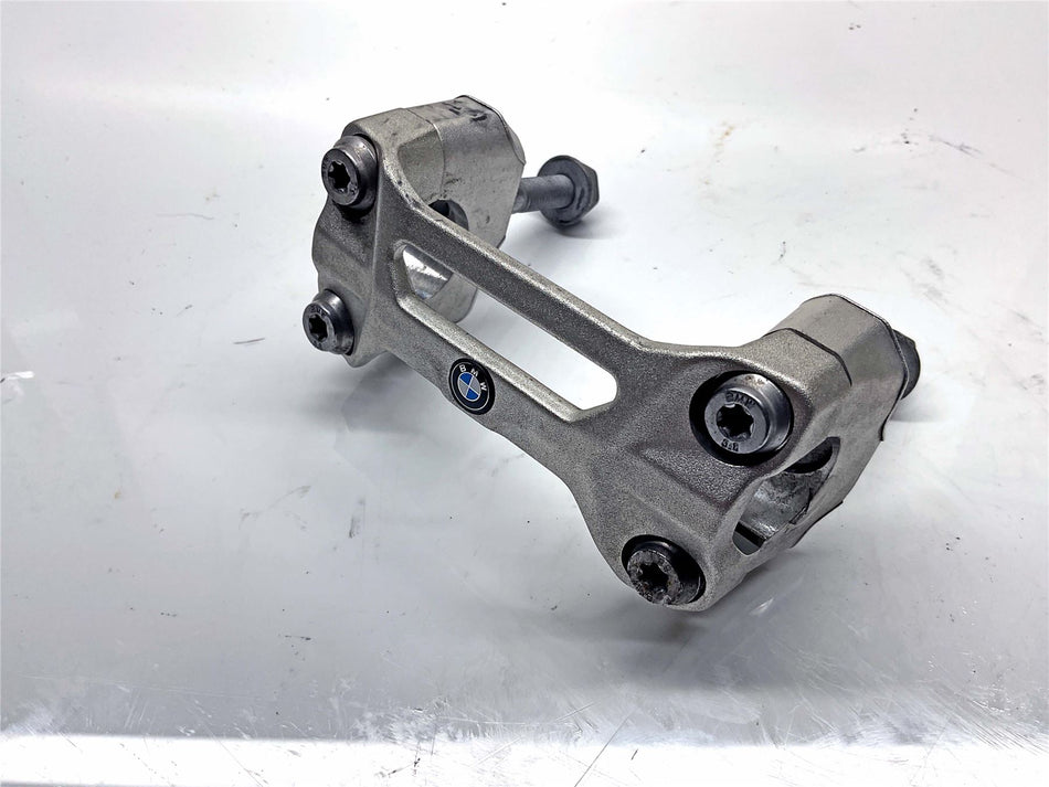 2018 BMW S1000R Handlebar Clamp Bridge - 31428542023