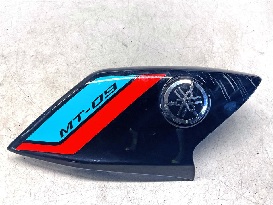 2023 Yamaha MT-09 Left Tank Cowl - B7N-2137W-00-33