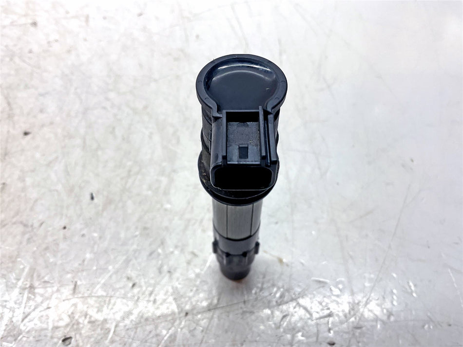 2012 Suzuki GSX-R1000 L2 Ignition Coil - 3341047H00000