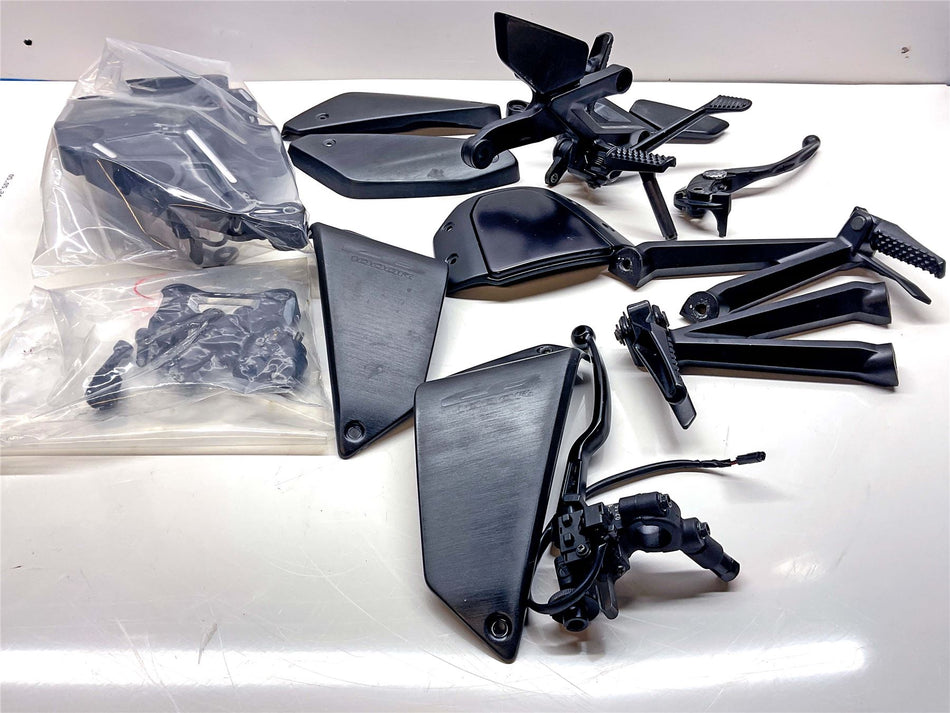 2021 Honda CB1000R Black Edition Black Edition Footrests Covers Screen - Various