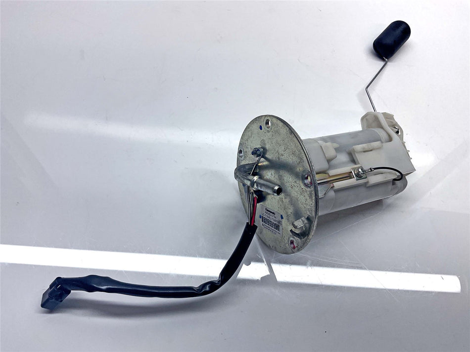 2017 Kawasaki Ninja 650 EX650 Fuel Pump - 490400754