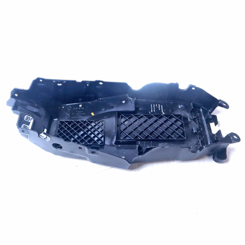 2017 Triumph Speed Triple 1050 R Undertray - T2303267