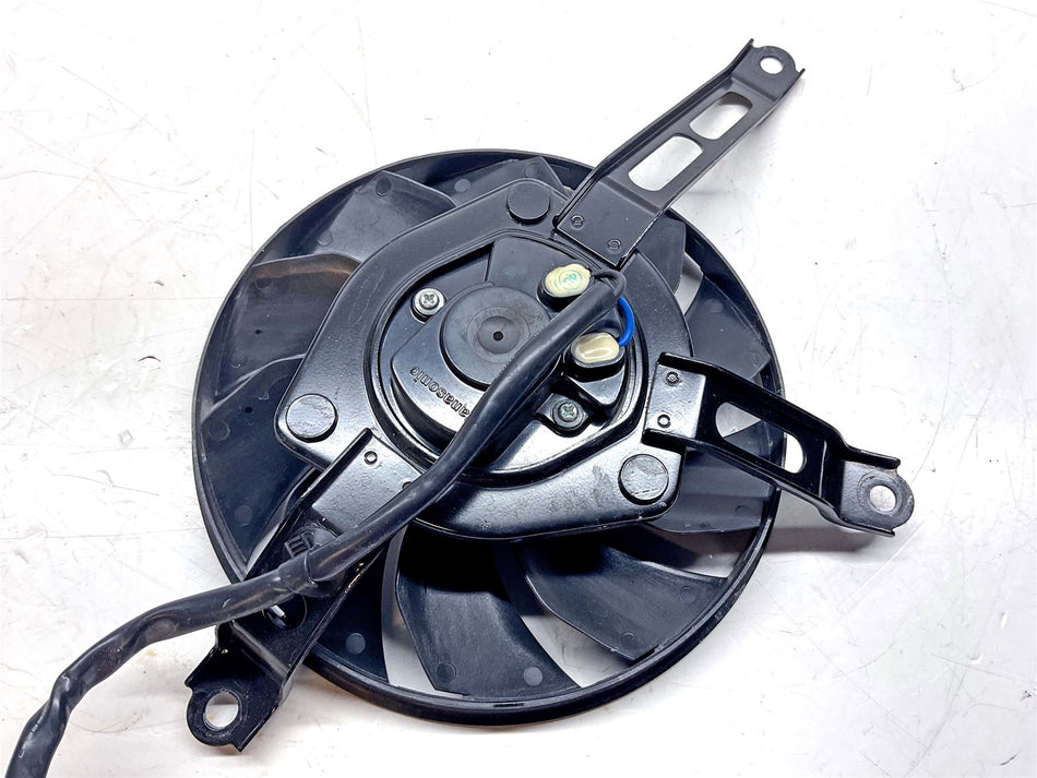 2022 Yamaha MT-10 Left Fan - B671240500
