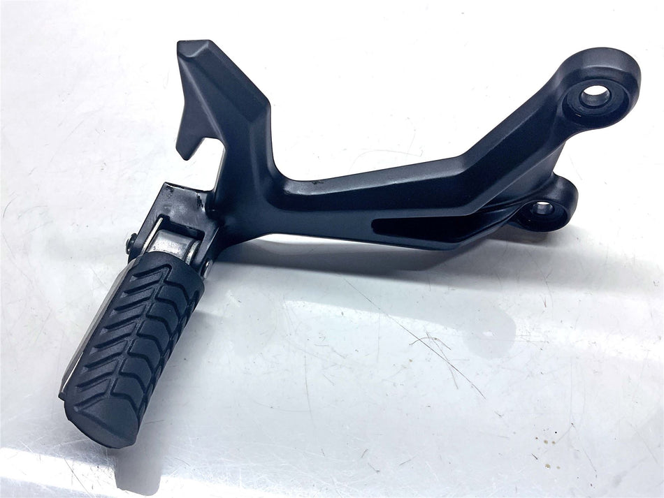 2025 Kawasaki ER-6N SSFAN Rear Right Footrest & Hanger - 35063135118R