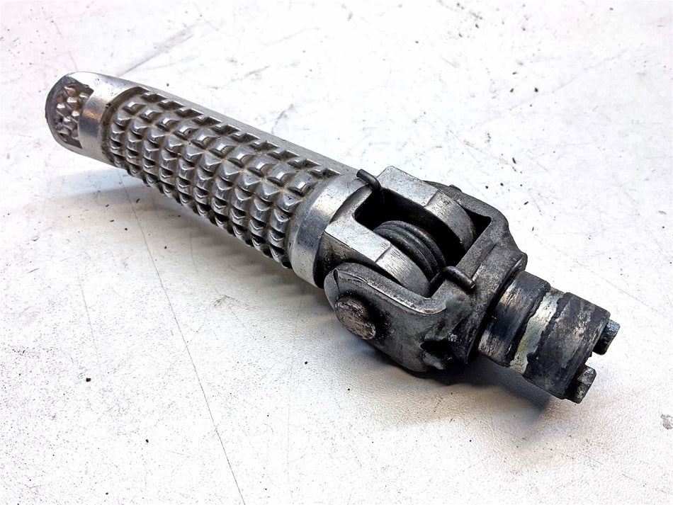 2003 Suzuki GSX-R600 Front Right Footrest / Peg - 4351635F00000