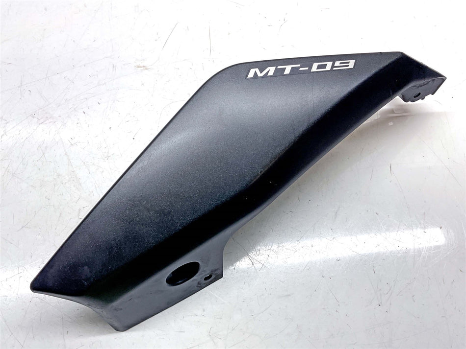 2014 Yamaha MT-09 Rear Left Tail Cowl Panel - 1RC217110000