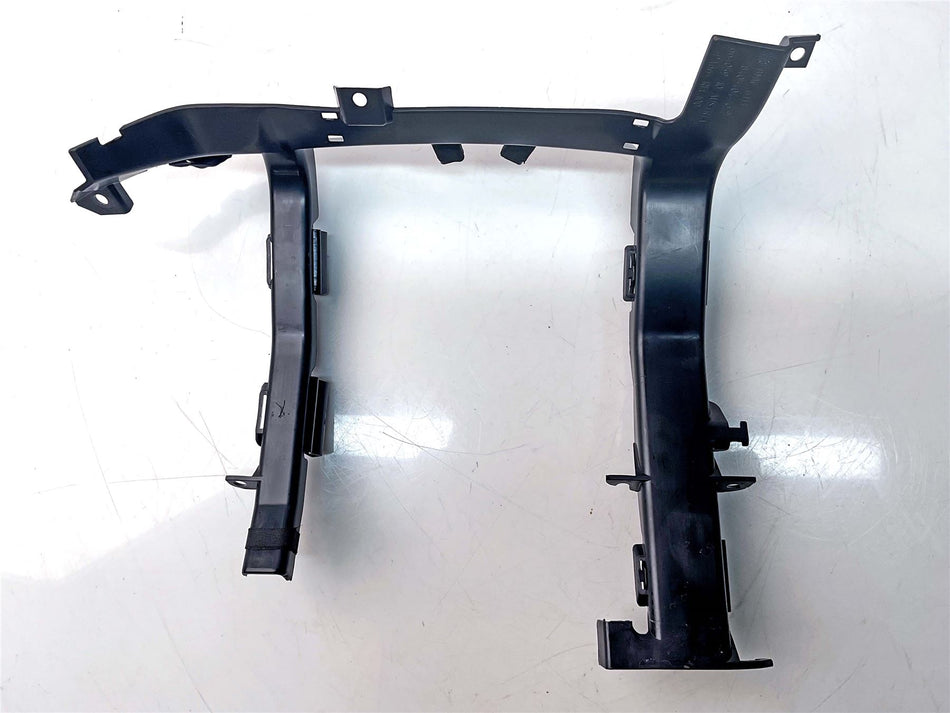 2023 BMW M1000R Cable Tidy - 61138405404