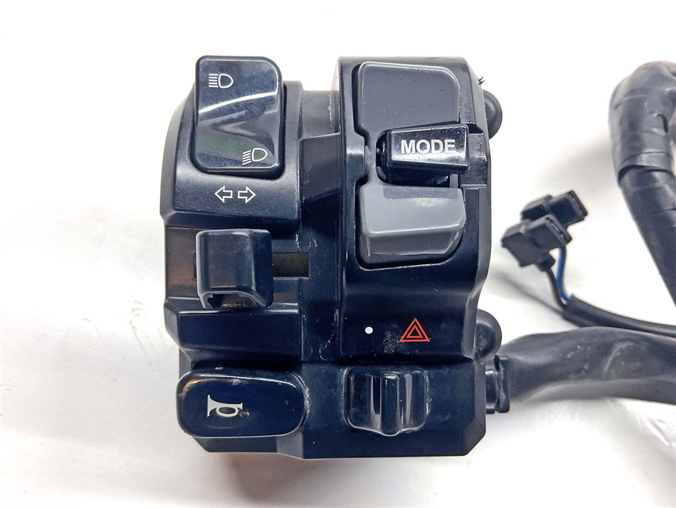 2015 Yamaha YZF R1M Left Switchgea - 2CR839690100