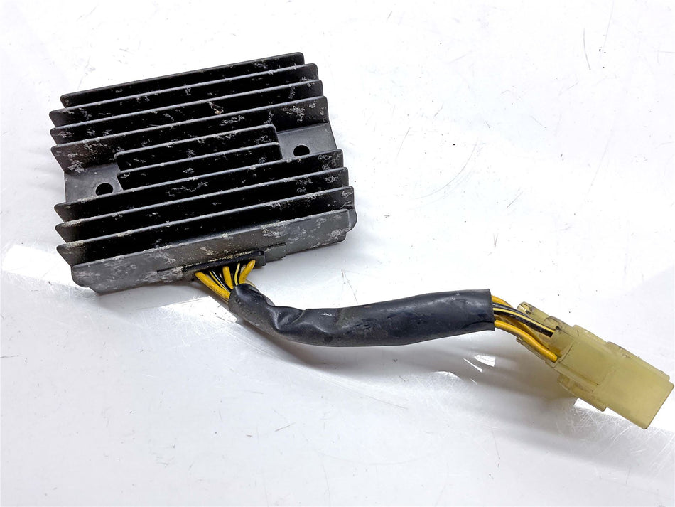 1999 Kawasaki Ninja ZX9R ZX900C Regulator Rectifier - 210661109