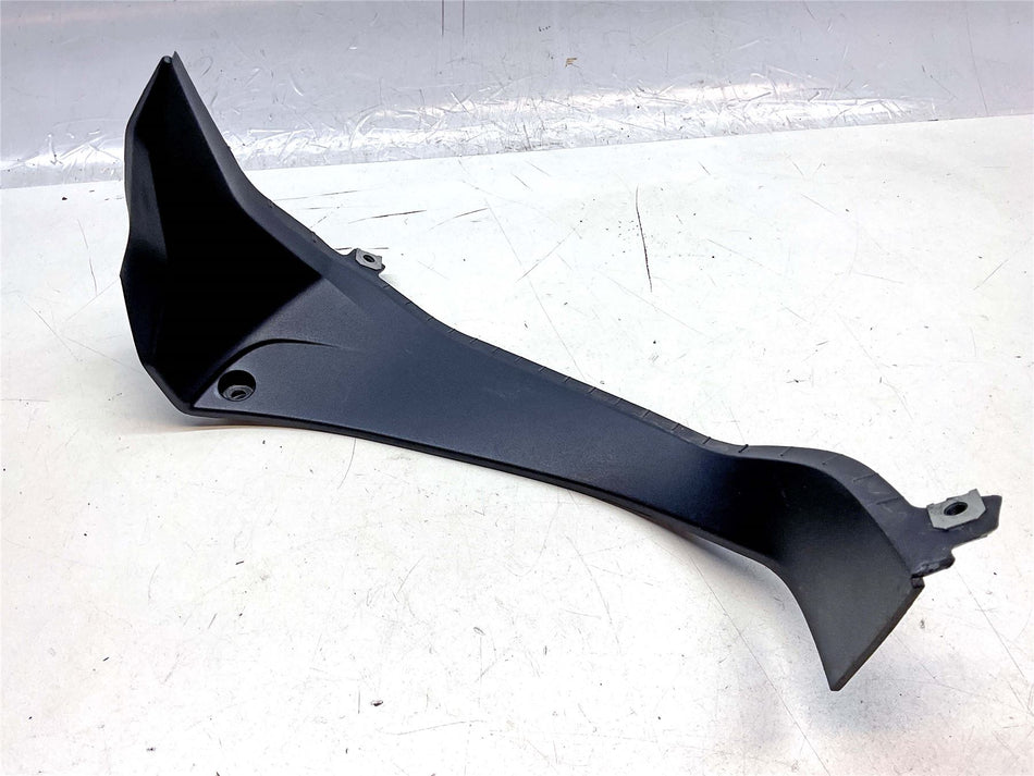 2014 BMW F800GT Fairing Trim - 46638528614