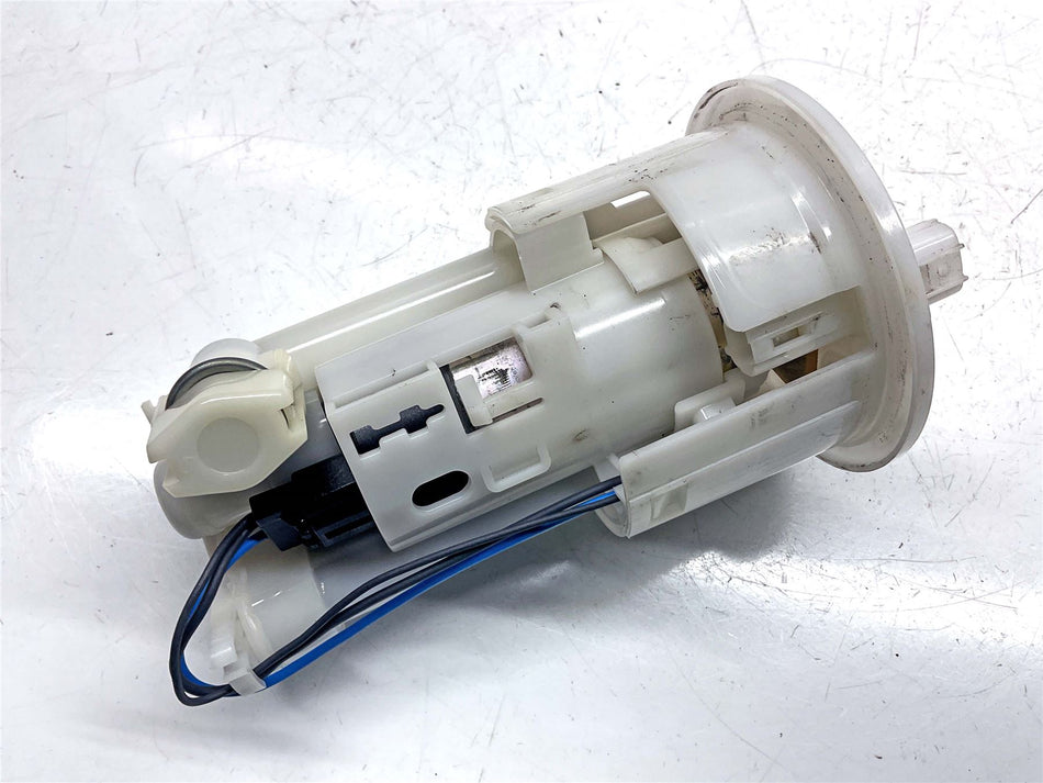 2016 Triumph Tiger 800 XR Fuel Pump - T2400735