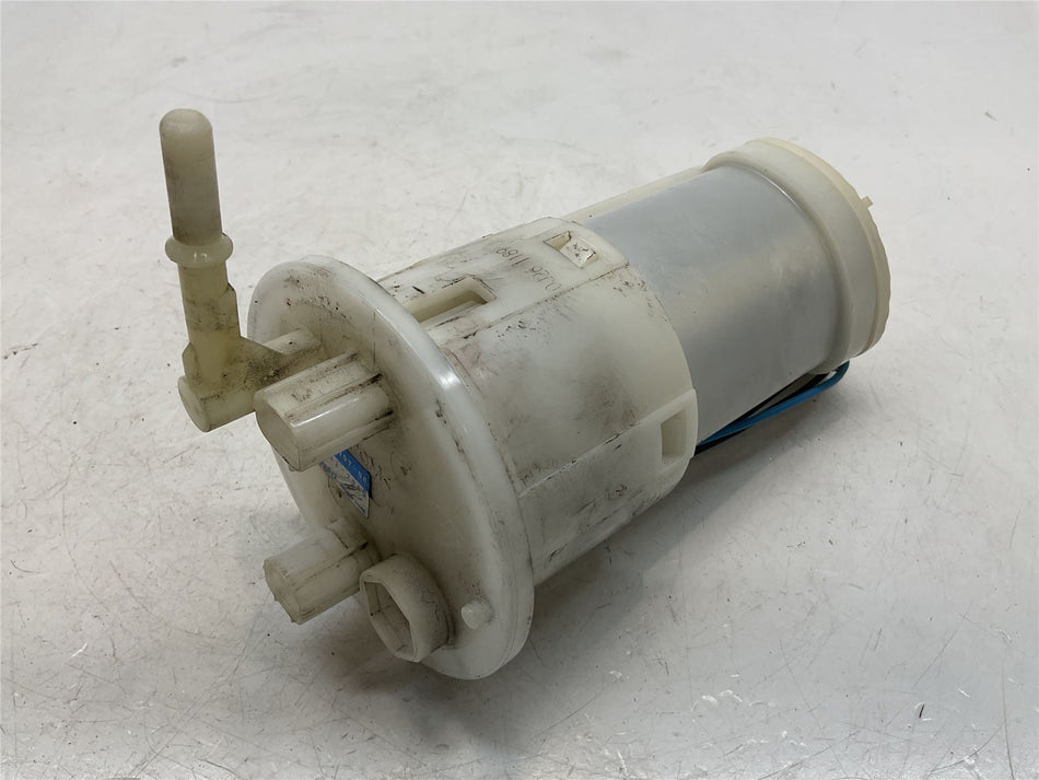 2009 Yamaha YZF R6 Fuel Pump - 4C8139070400