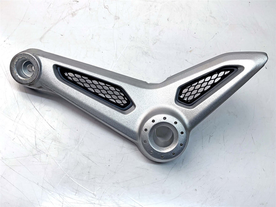 2017 BMW R Nine T Right Seat Support & Grills   - 46638404118