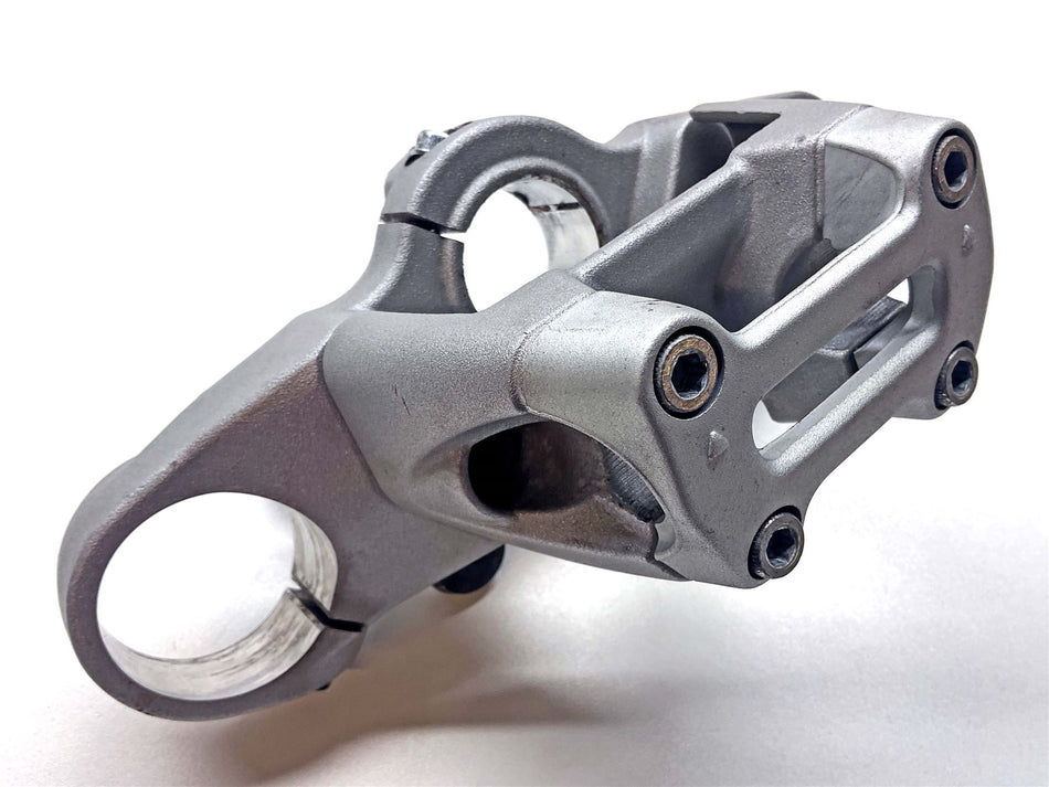 2014 Ducati Monster 696 Top Yoke - 34120681A
