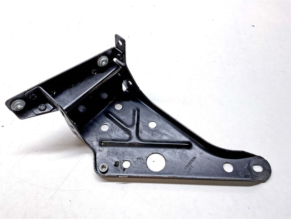 2018 Harley-Davidson Street Glide Special FLHXS Left Fairing Inner Bracket