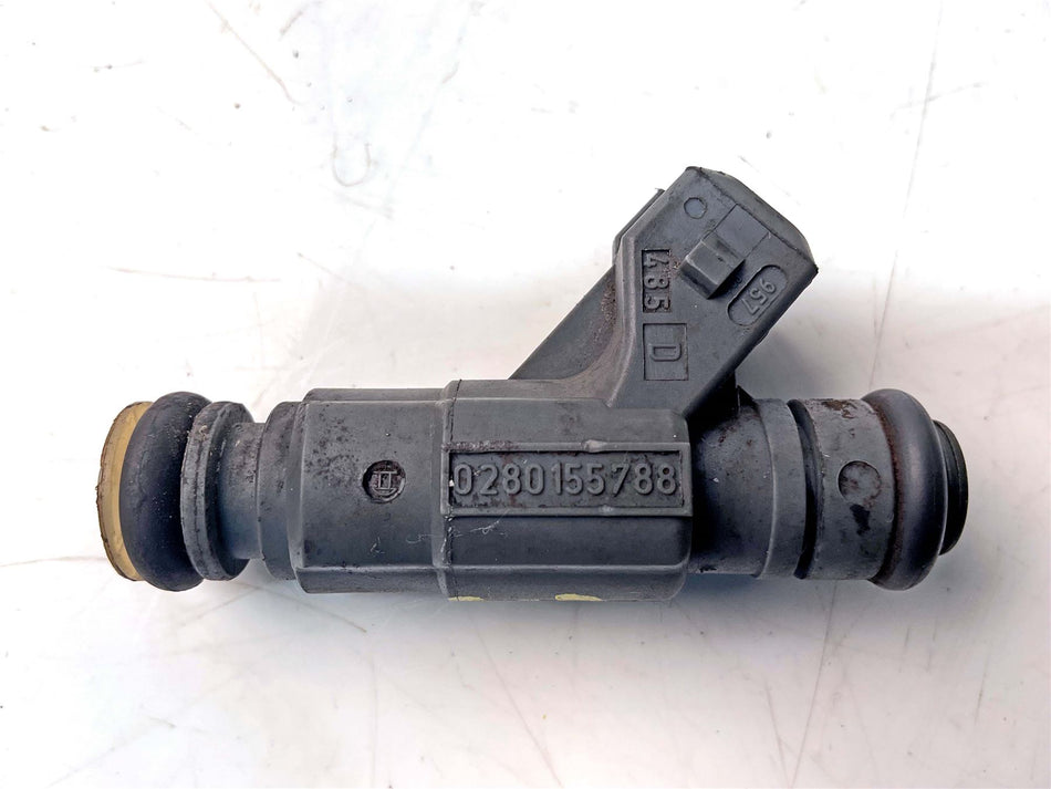 2005 BMW R850R Fuel Injector - 13711342366