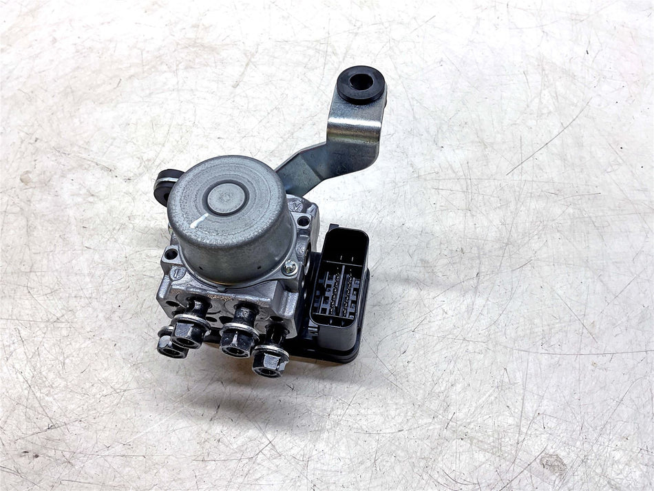 2025 Kawasaki Z900 ZR900 ABS Pump - 160820923