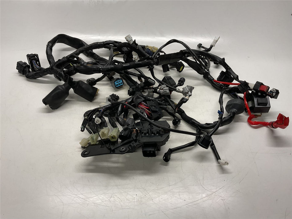 2015 YAMAHA YZF R1 Wiring Harness - 2CR-82590-00