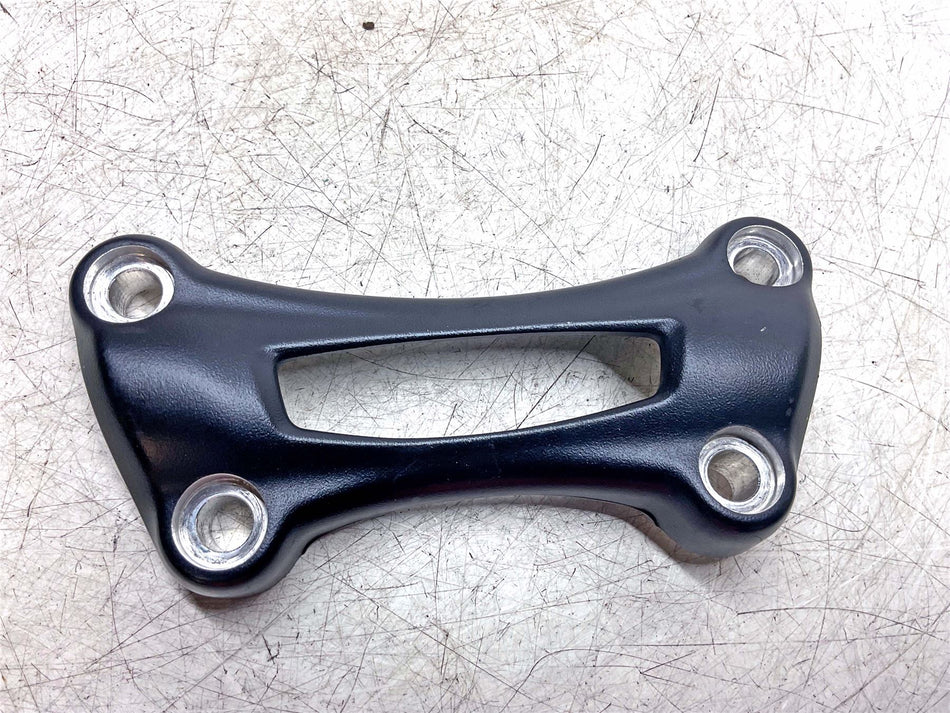 2022 Triumph Scrambler 900 Chrome Edition Handlebar Clamp - T2041236