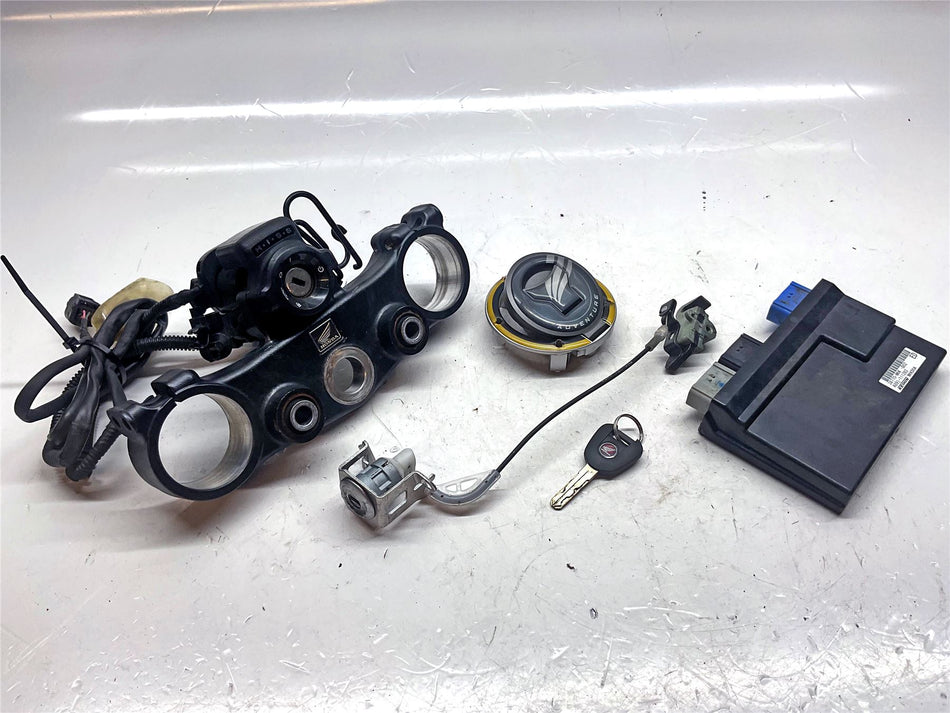 2019 Honda CRF1000L Africa Twin Adv  Lock Set ECU - 38770MKKD02