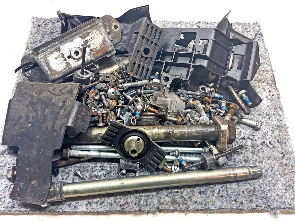 2014 Suzuki V-Strom 1000 DL1000 Assorted Nuts, Bolts & Fixings