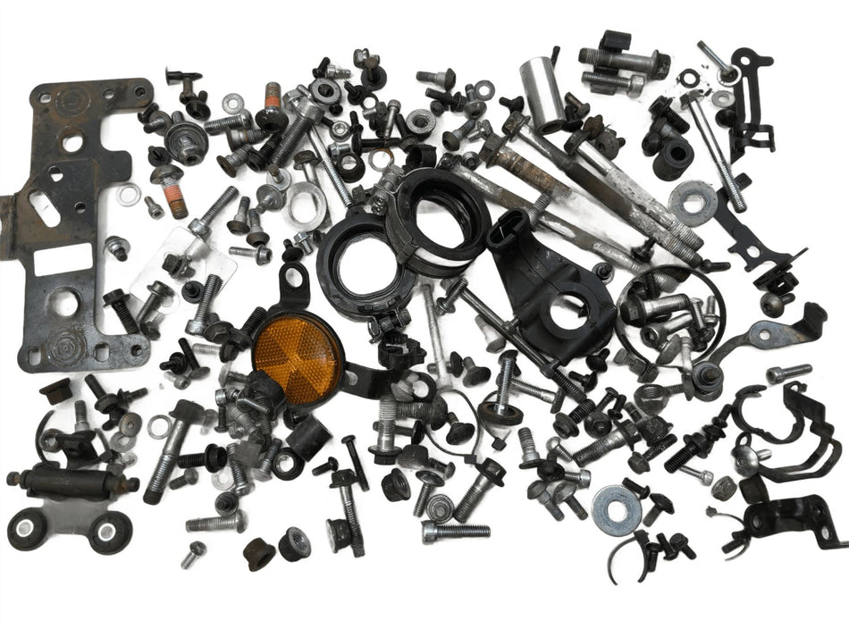 2018 Yamaha XSR700 Assorted Nuts Bolts & Fixings B34A060