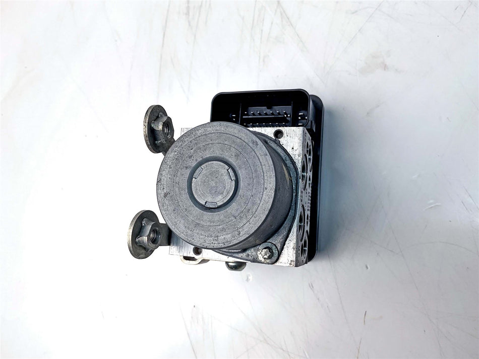 2016 Yamaha MT-10 ABS Pump & Bracket - B602534C00