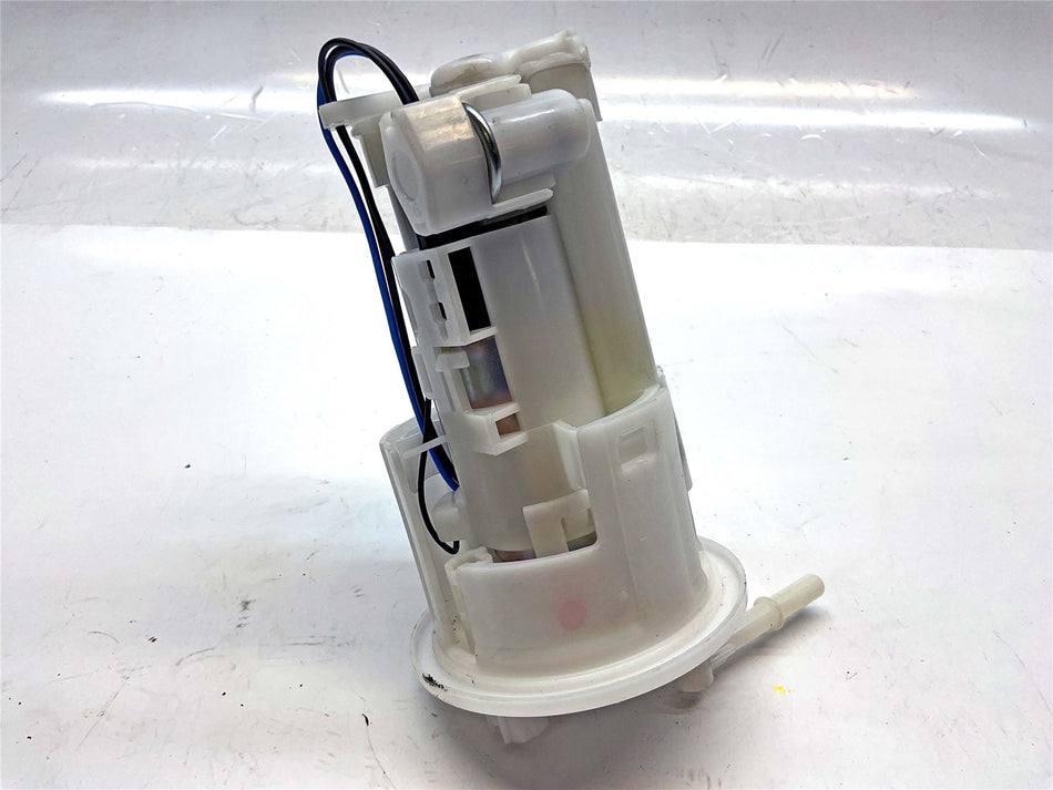 2025 Triumph Street Triple 765 RS  Fuel Pump - T2403892