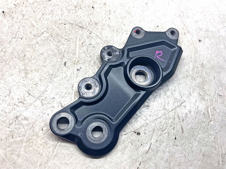 2022 Yamaha YZF R7 GP 60th Anniversary Ed Right Bracket Adapter - BEB274A40000