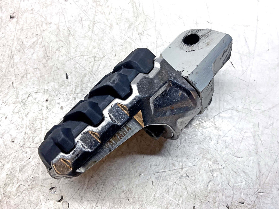 2020 Yamaha Tenere 700 XTZ07 Ajustable Right Rider Footrest - BW3F744300