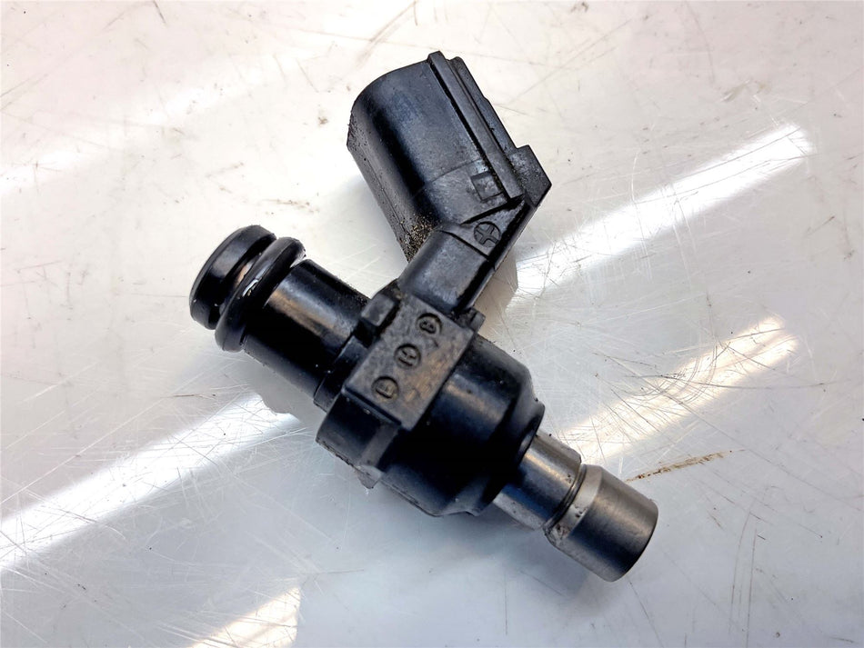 2015 Triumph Tiger 800 XRX Fuel Injector - T1243401