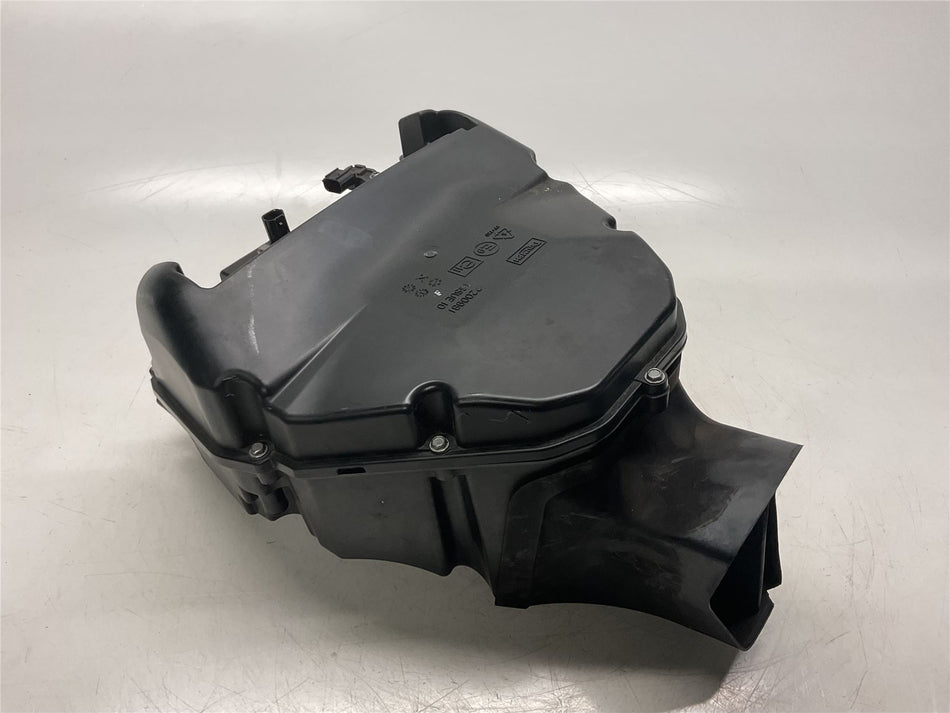 2016 Triumph Street Triple 675 R Airbox  - T2200965