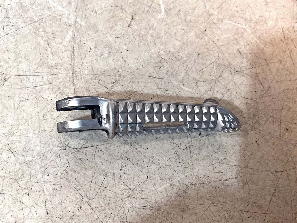 2015 Triumph Speed Triple 1050 R Front Left Footrest (Gp) - 363954590971