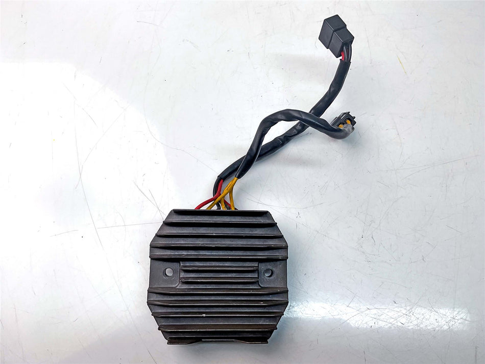 2009 Triumph Tiger 1050 Regulator Rectifier - T1308300